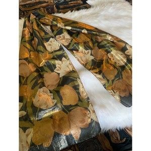 Signature Studio scarf